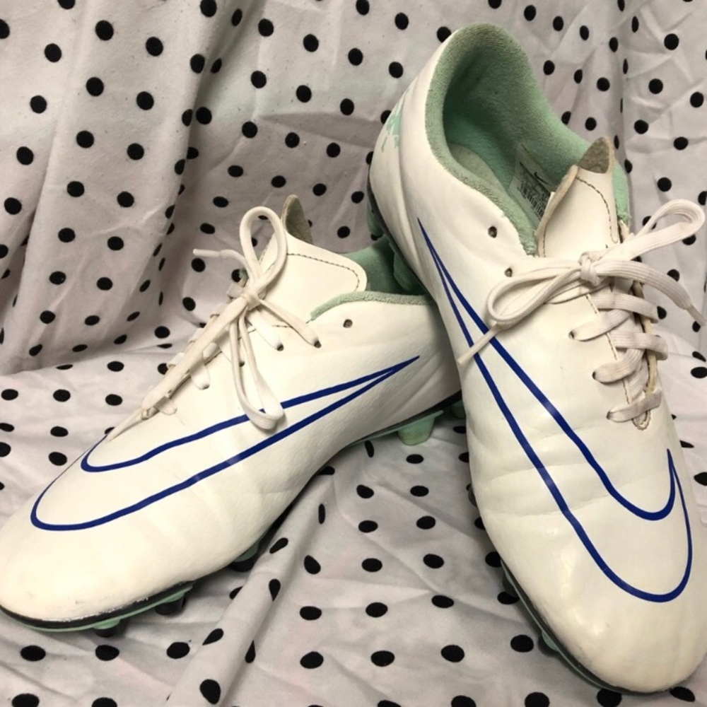 Nike Hypervenom Soccer Cleats